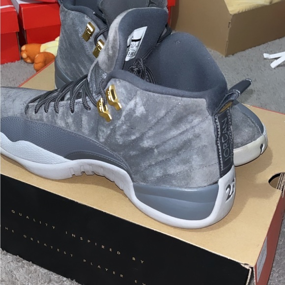 Jordan 12 grey size 9 - Picture 3 of 5